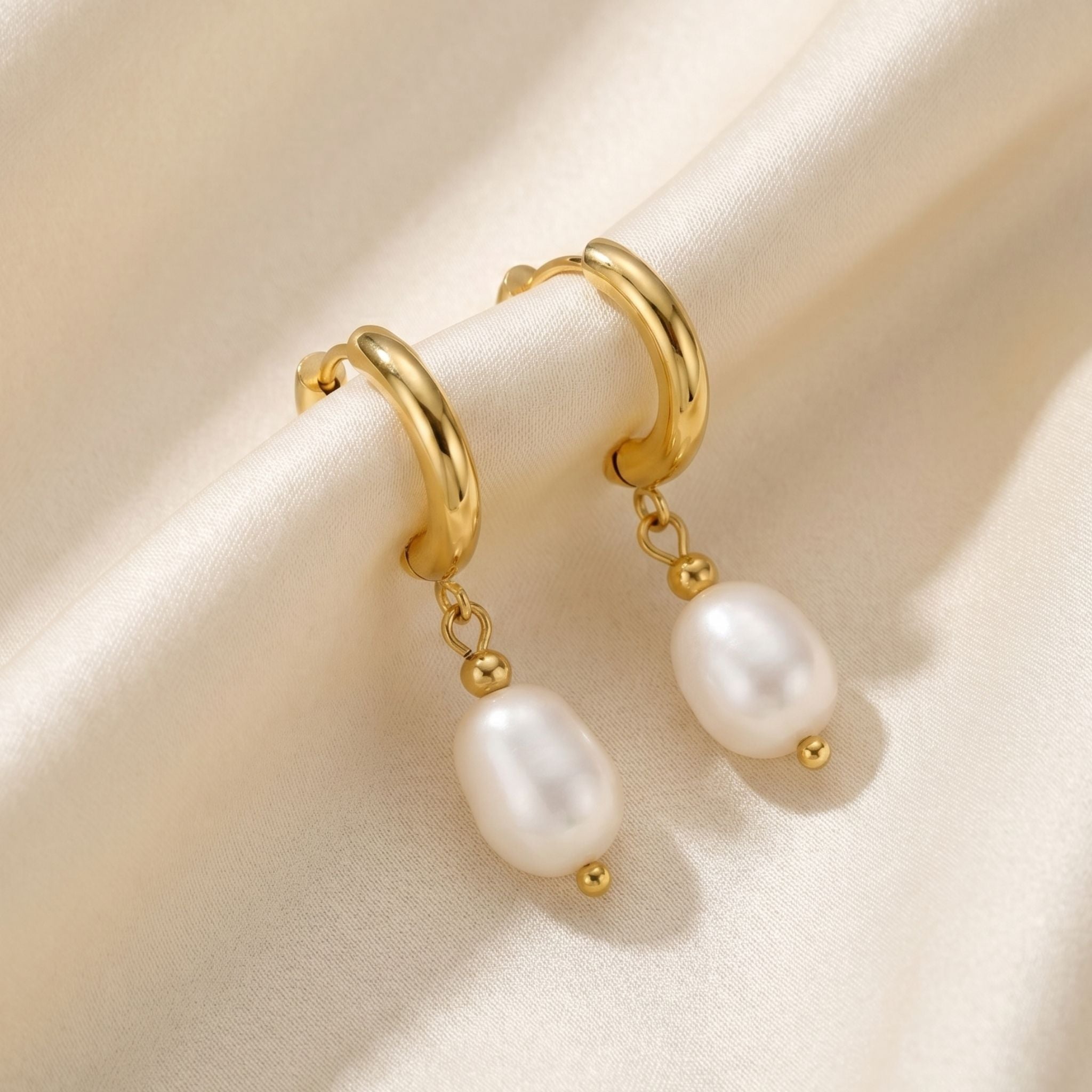 Avean-Freshwater-Pearl-Earrings-Editorial